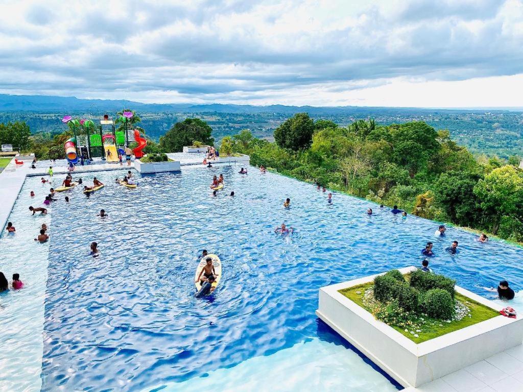 Ultra Winds Mountain Resort (Adults Only) Cagayan de Oro Eksteriør billede